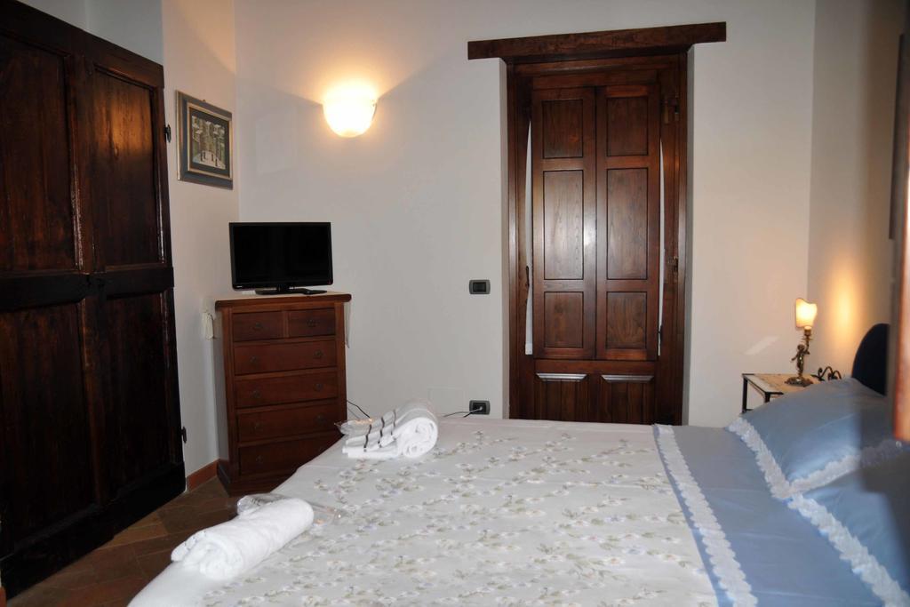 Agriturismo La Bicocca - Apt. "Il Leccio" Castel Rigone ภายนอก รูปภาพ