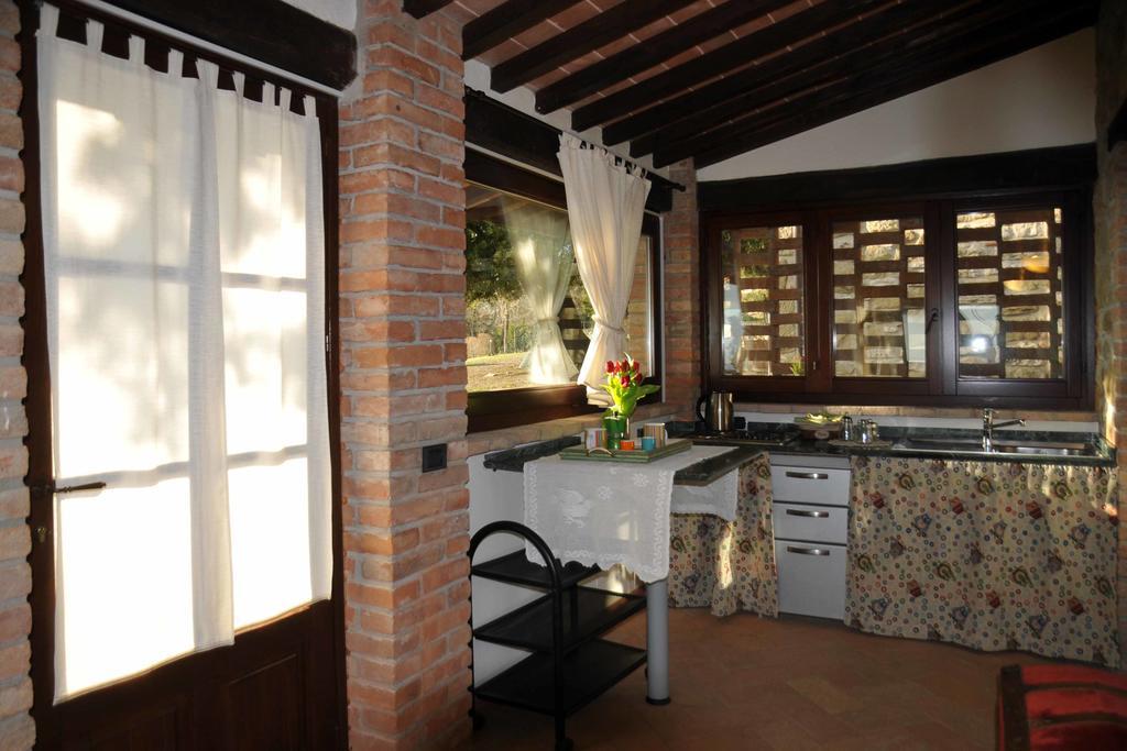 Agriturismo La Bicocca - Apt. "Il Leccio" Castel Rigone ภายนอก รูปภาพ
