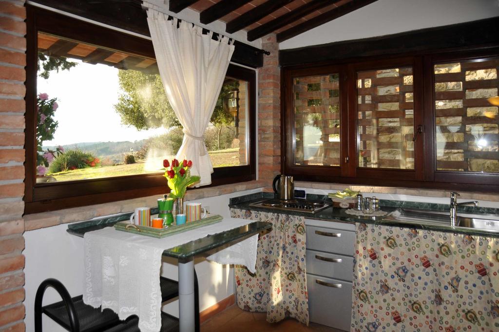 Agriturismo La Bicocca - Apt. "Il Leccio" Castel Rigone ภายนอก รูปภาพ