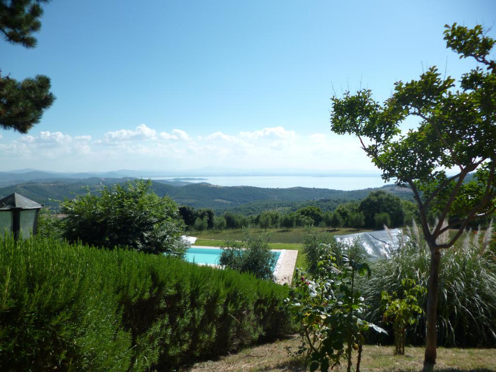 Agriturismo La Bicocca - Apt. "Il Leccio" Castel Rigone ภายนอก รูปภาพ