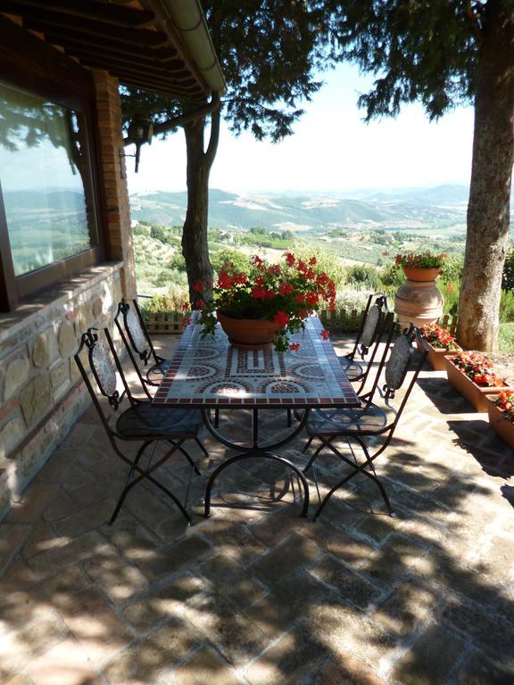 Agriturismo La Bicocca - Apt. "Il Leccio" Castel Rigone ห้อง รูปภาพ